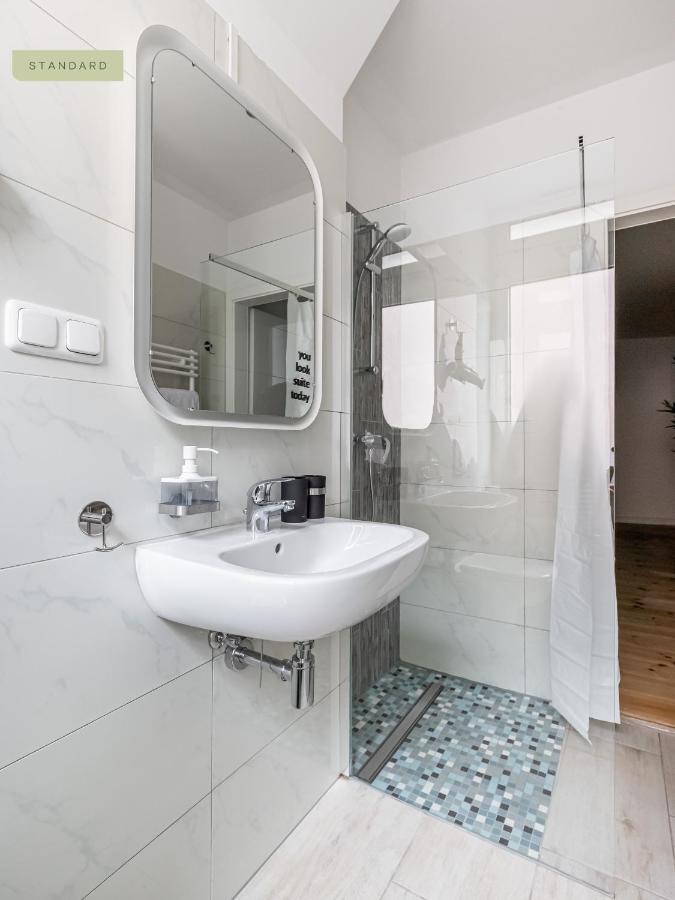 Apartments Berlin Aroser Allee Екстер'єр фото